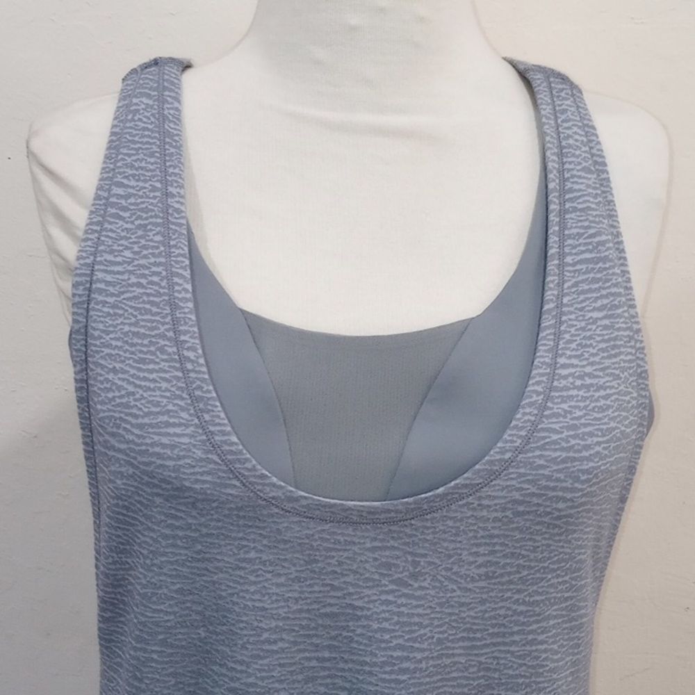 Lululemon Glide and Stride Gray Built in Sports Bra Running Shirt Gray Ice 12 - Picture 6 of 15